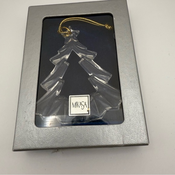 Christmas Tree Ornament Mikasa Clear Glass, Fun Find, New In Box. - Picture 4 of 4